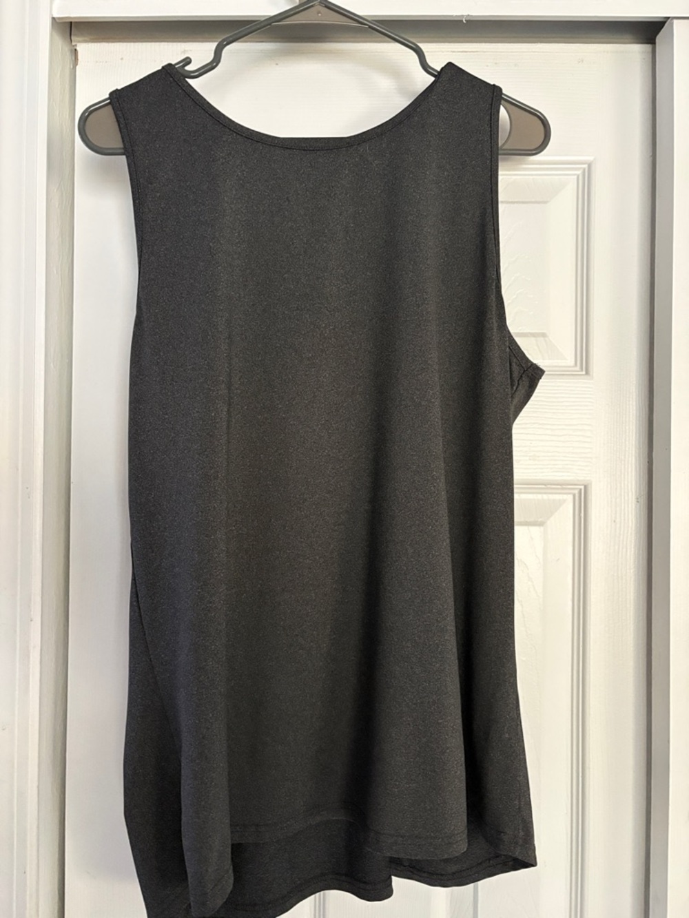 Women's Black Sleeveless Tank Top